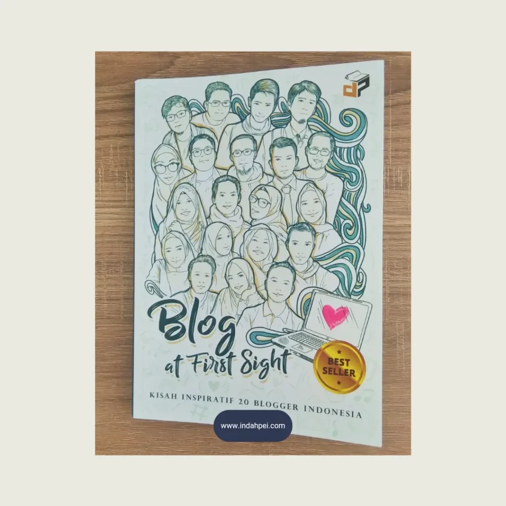 Desain Sampul Buku Blog at First Sight